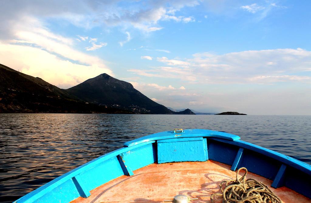مبيت وإفطار Il Vecchio E Il Mare ماراتييا المظهر الخارجي الصورة